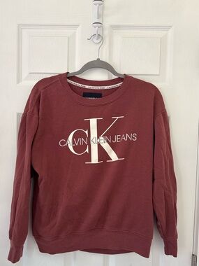 Calvin Klein Jeans Crewneck Sweatshirt in Mauve with White Logo